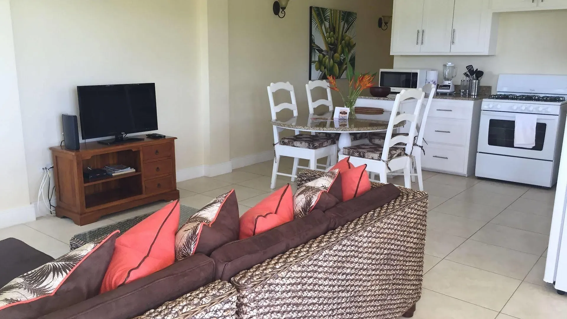 South Sea House Apartment Cap Estate