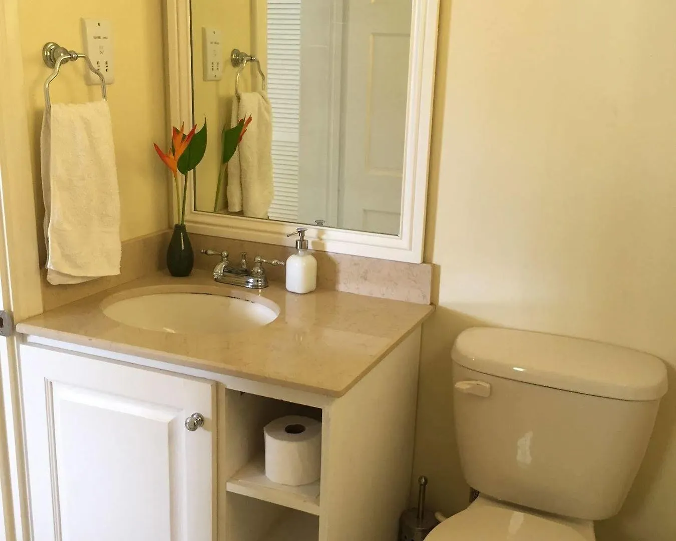 South Sea House Apartment Cap Estate