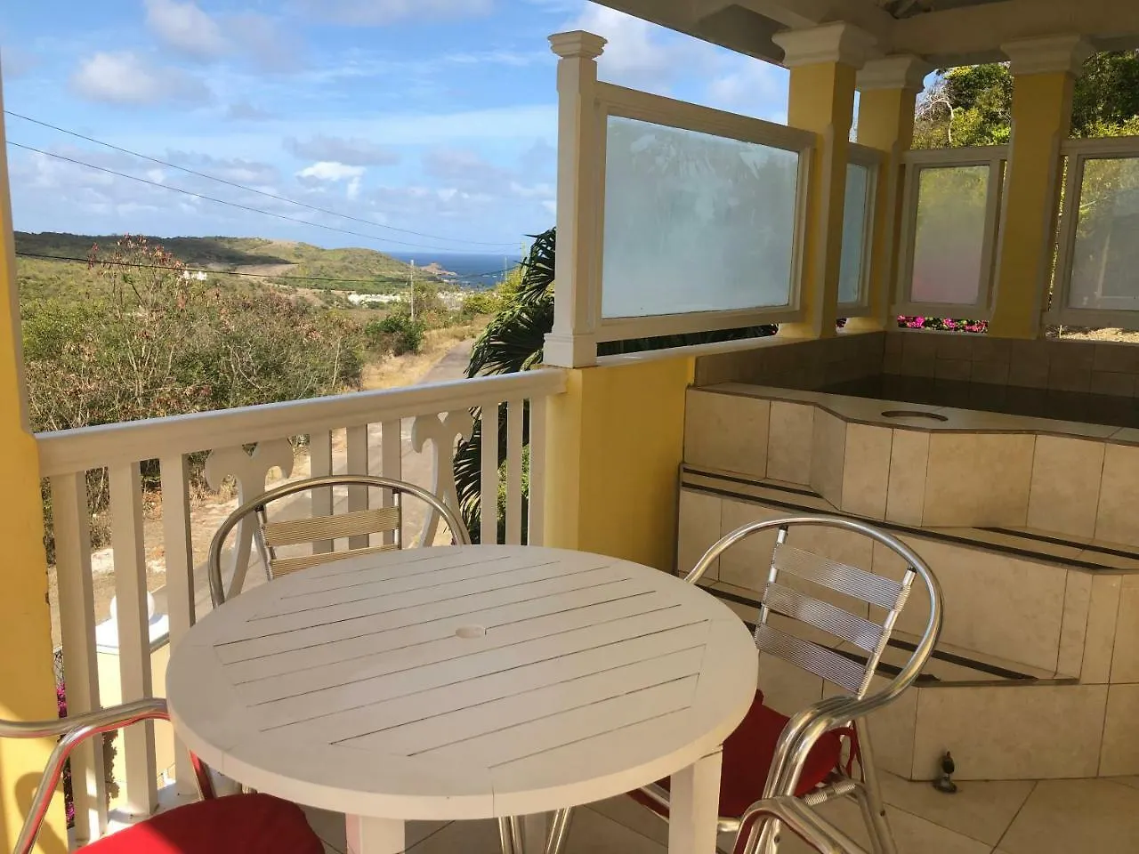 South Sea House Apartment Cap Estate
